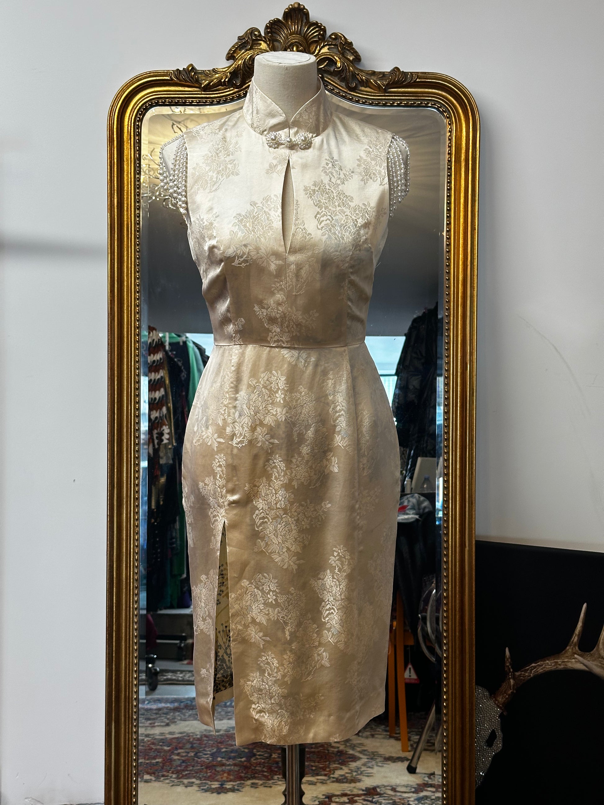 Cream Qipao with Light Floral-print
